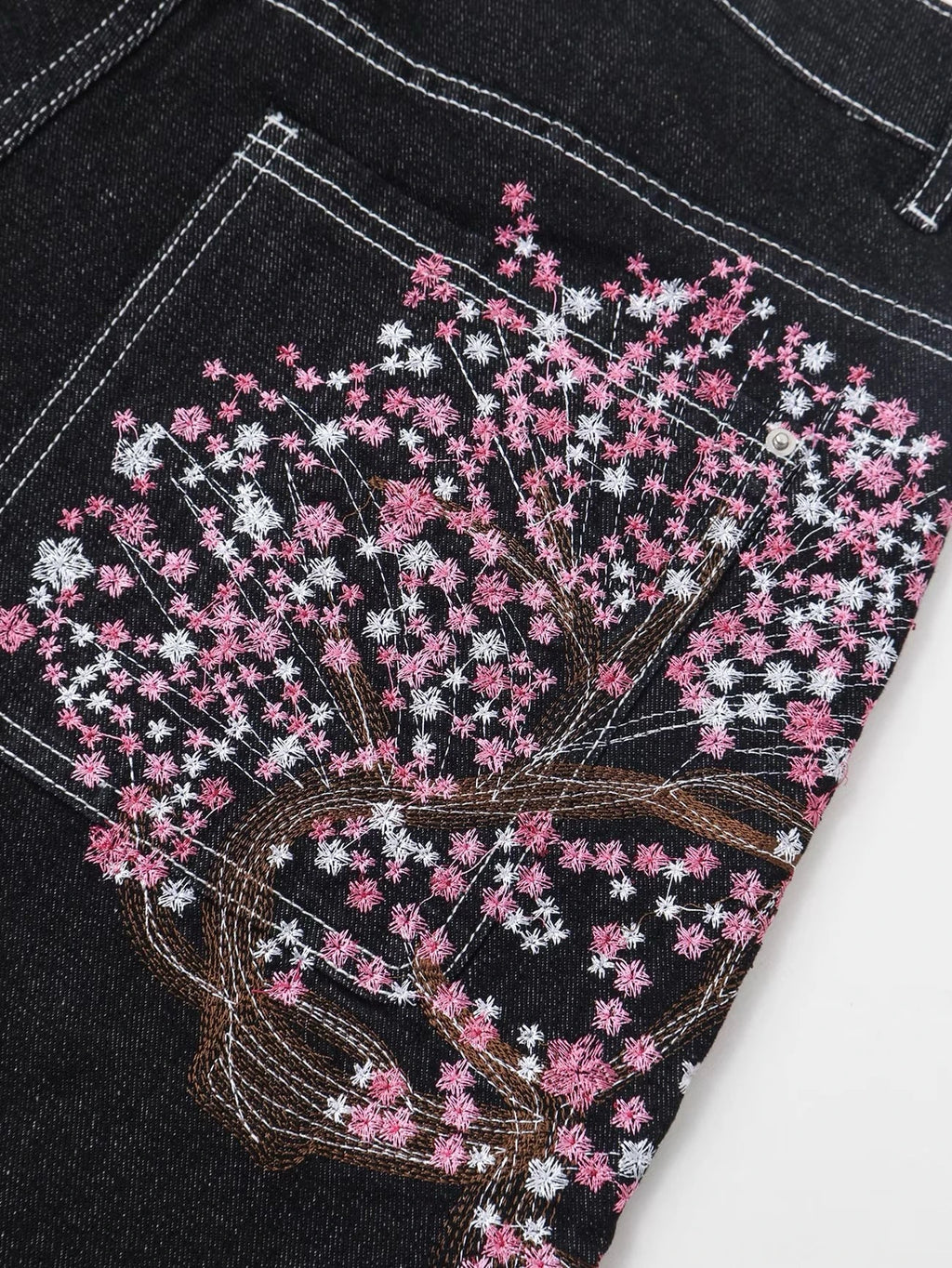Sakura Embroidered Baggy Shorts