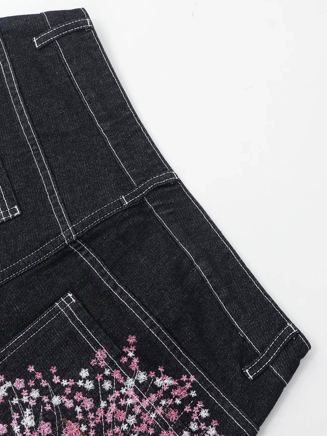 Sakura Embroidered Baggy Shorts